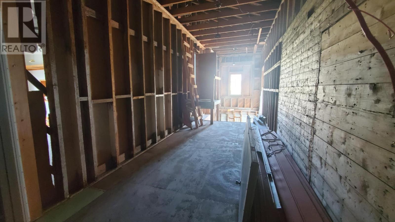 239-245 EAST STREET - 27