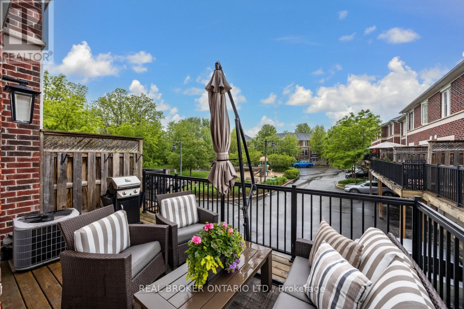 Photo 12 of 9 571 Longworth Avenue, Clarington ON