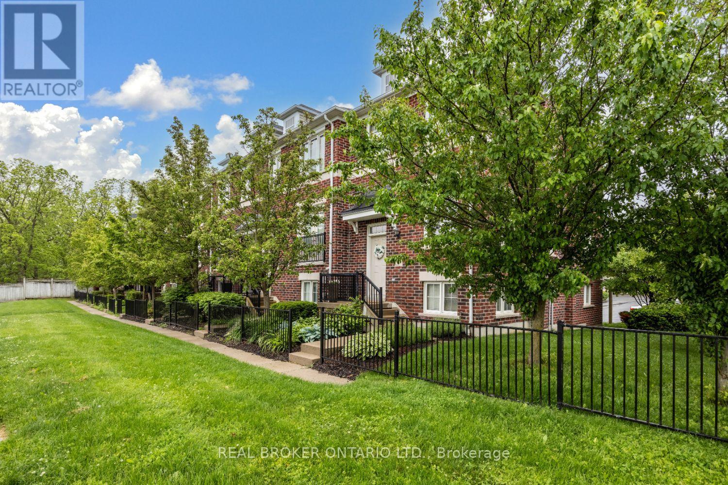 Photo 21 of 9 571 Longworth Avenue, Clarington ON