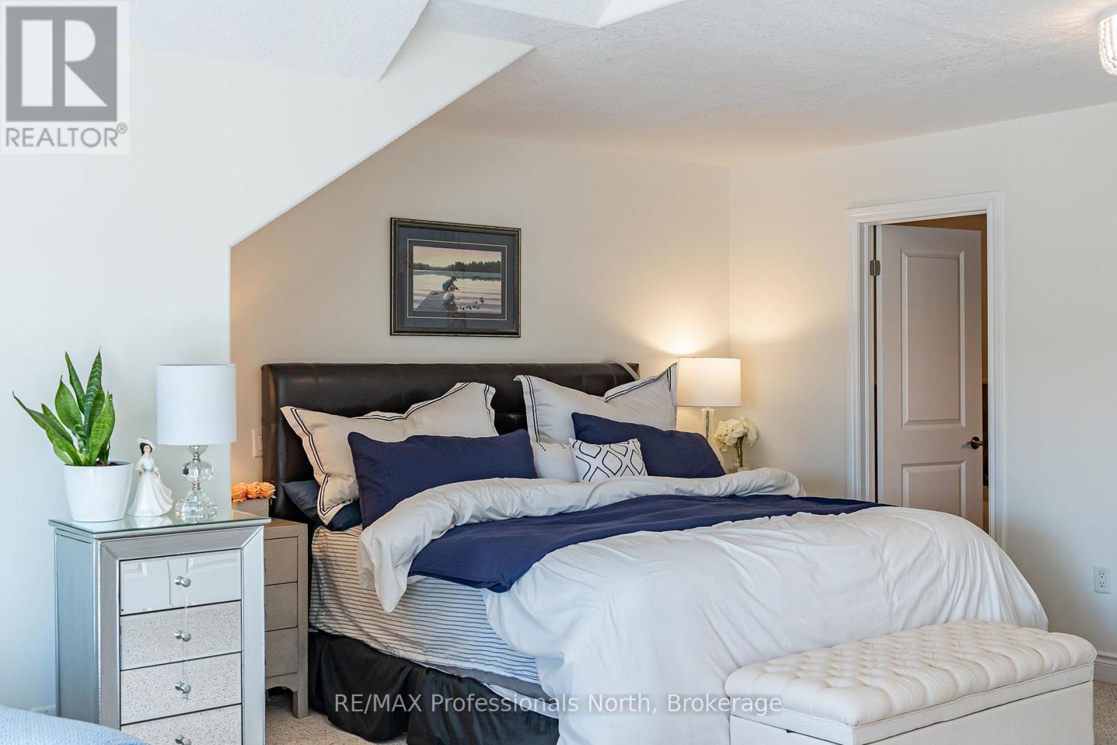 #13 68 WEBB CIRCLE - 29