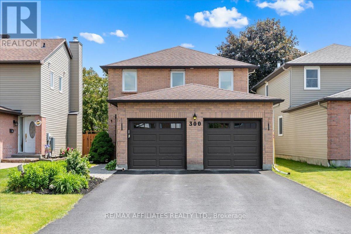 Photo 35 of 300 Sylvie Terrace, Ottawa ON