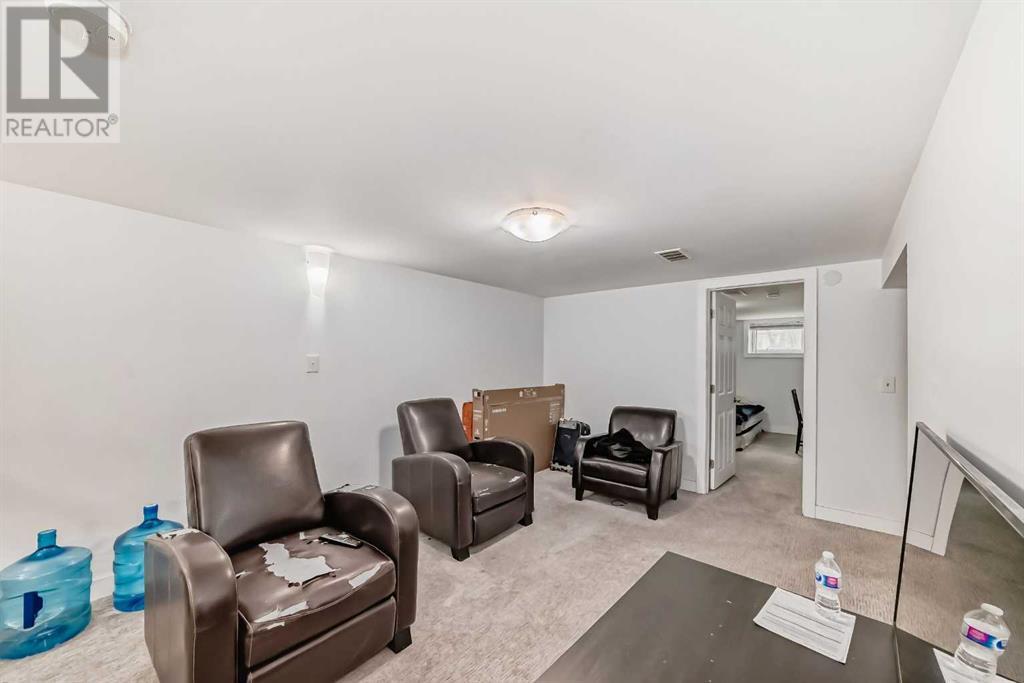 Single Family House Bungalow for Sale in   Avenue NW Capitol Hill Calgary 