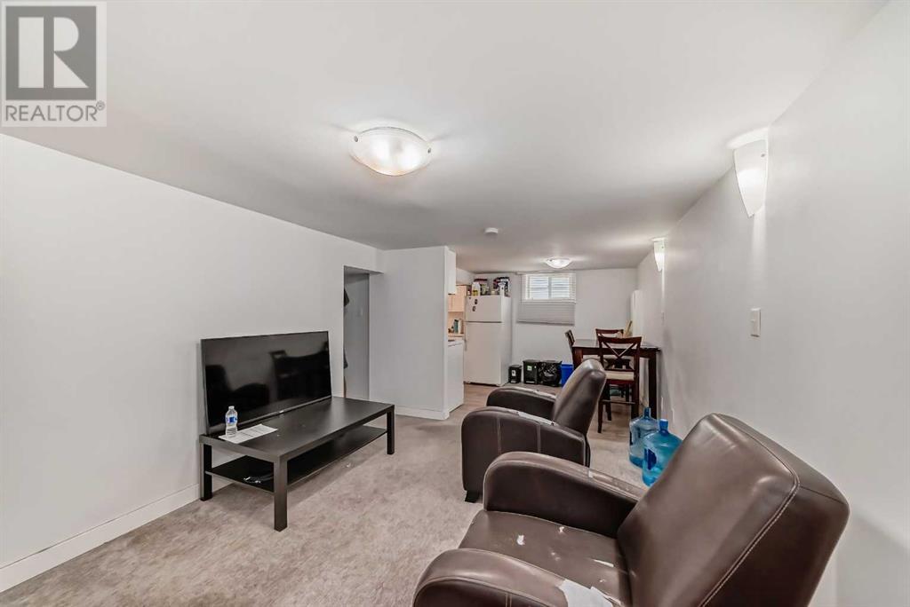 Single Family House Bungalow for Sale in   Avenue NW Capitol Hill Calgary 
