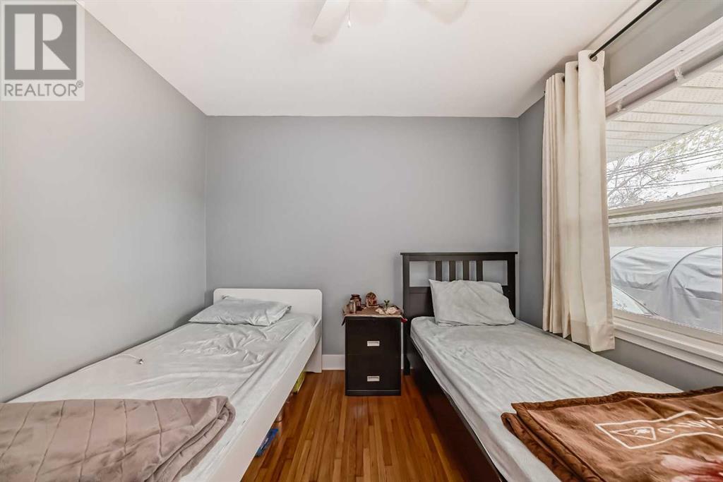 Single Family House Bungalow for Sale in   Avenue NW Capitol Hill Calgary 