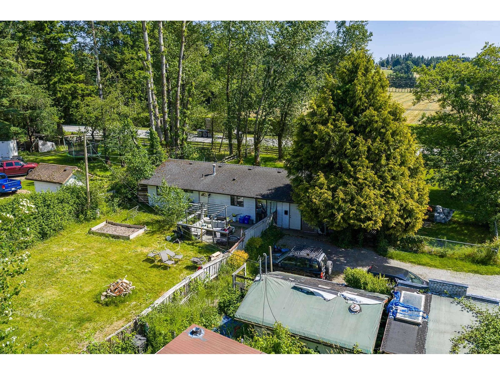 Photo 2 of 19675 16 Avenue, Langley BC