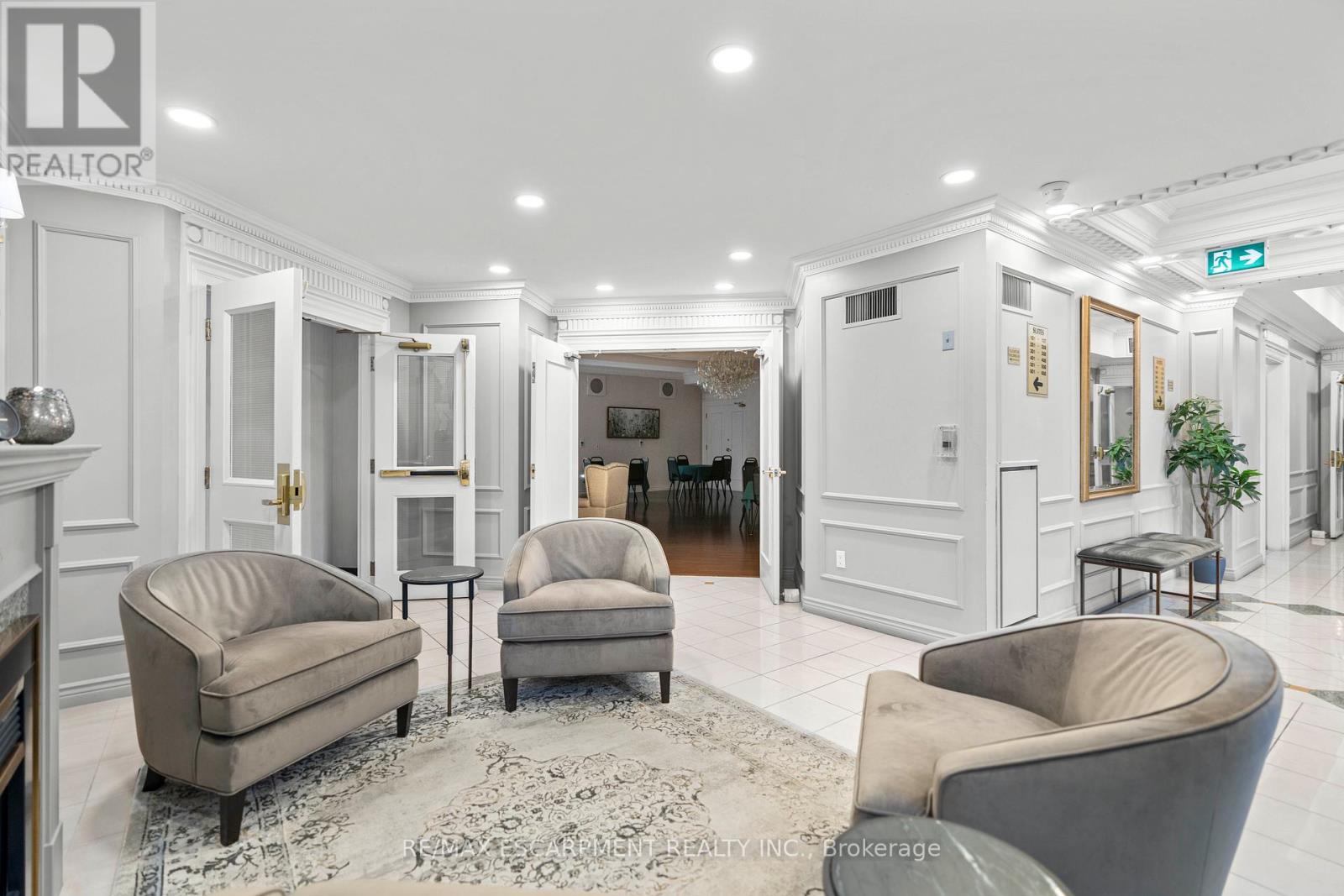 Photo 8 of 506 2075 Amherst Heights Drive, Burlington ON