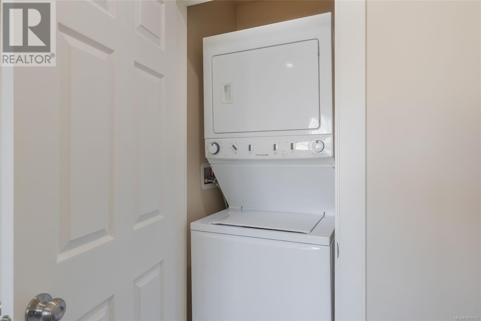 Photo 33 of 144 Victoria Rd, Nanaimo BC