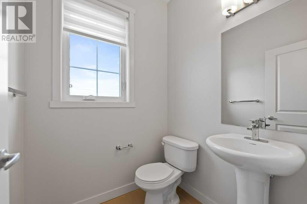 Single Family House for Sale in  Nolanfield Villas NW Nolan Hill Calgary 