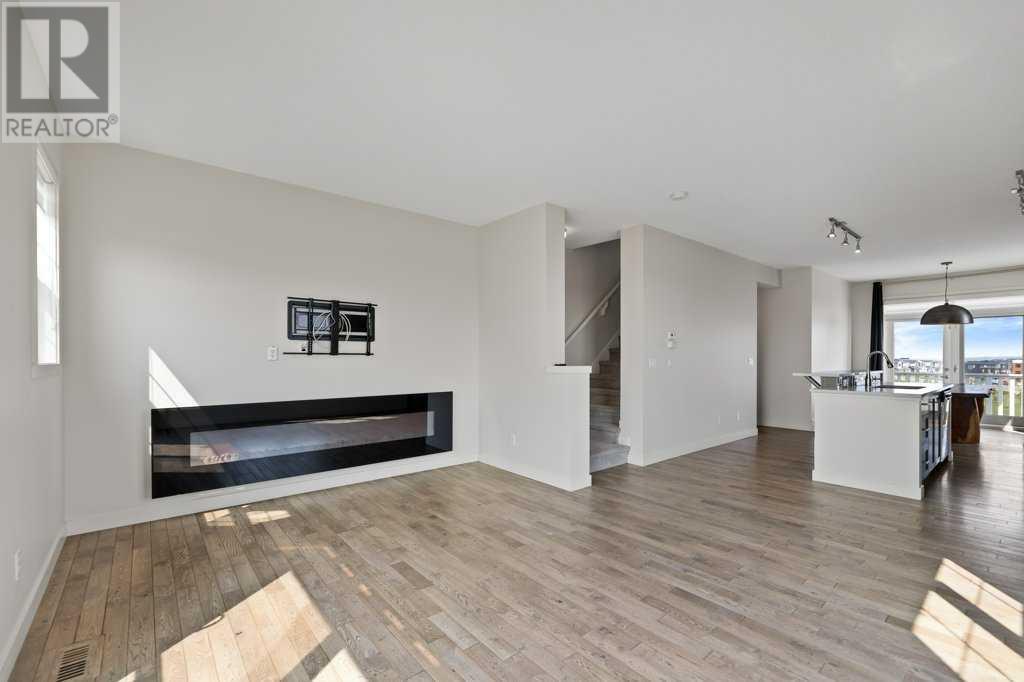 Single Family House for Sale in  Nolanfield Villas NW Nolan Hill Calgary 