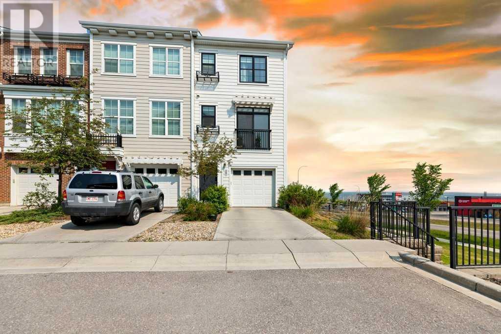 Single Family House for Sale in  Nolanfield Villas NW Nolan Hill Calgary 