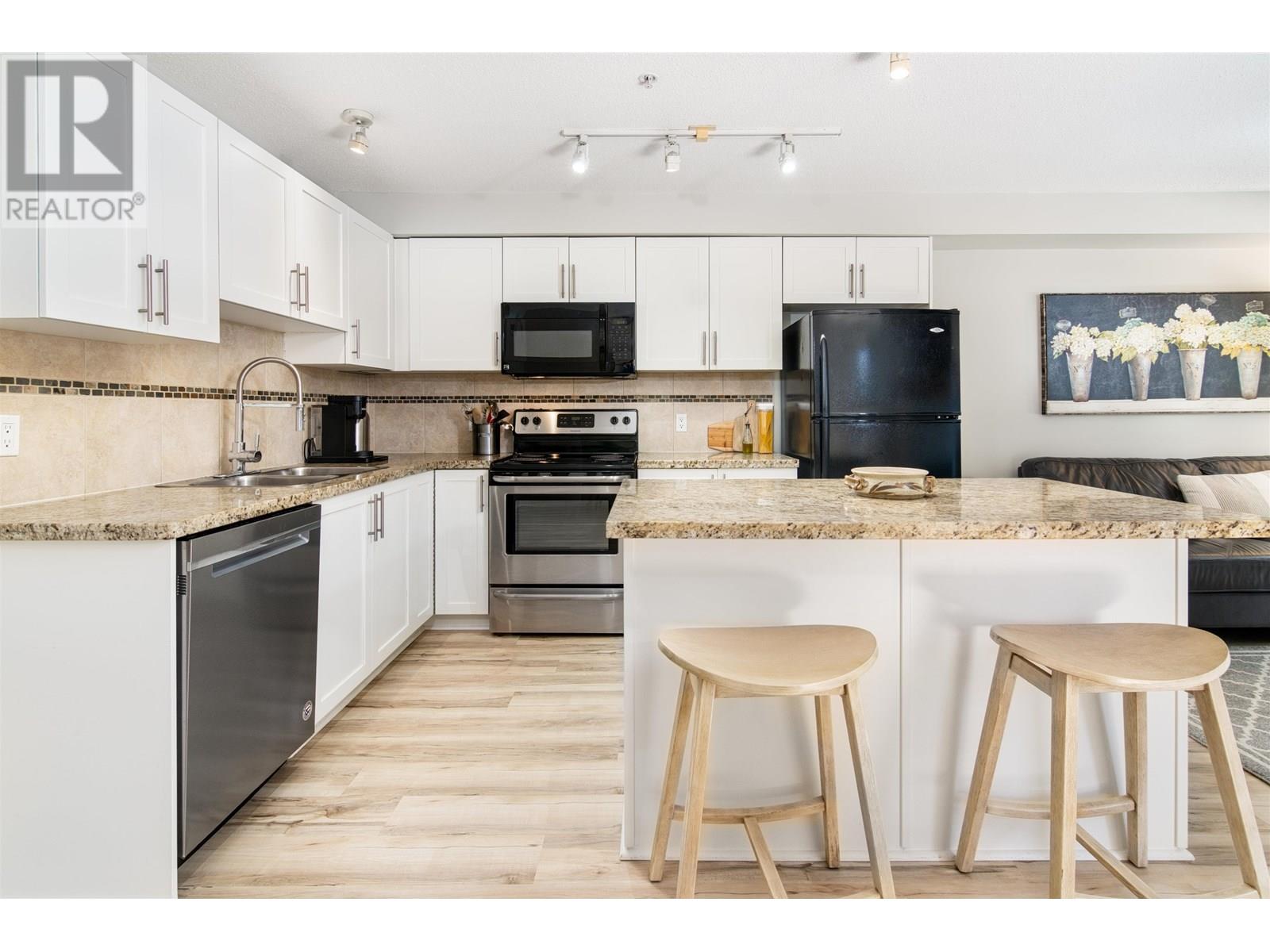 104 1174 WINGTIP PLACE, Squamish real estate listing R3014750