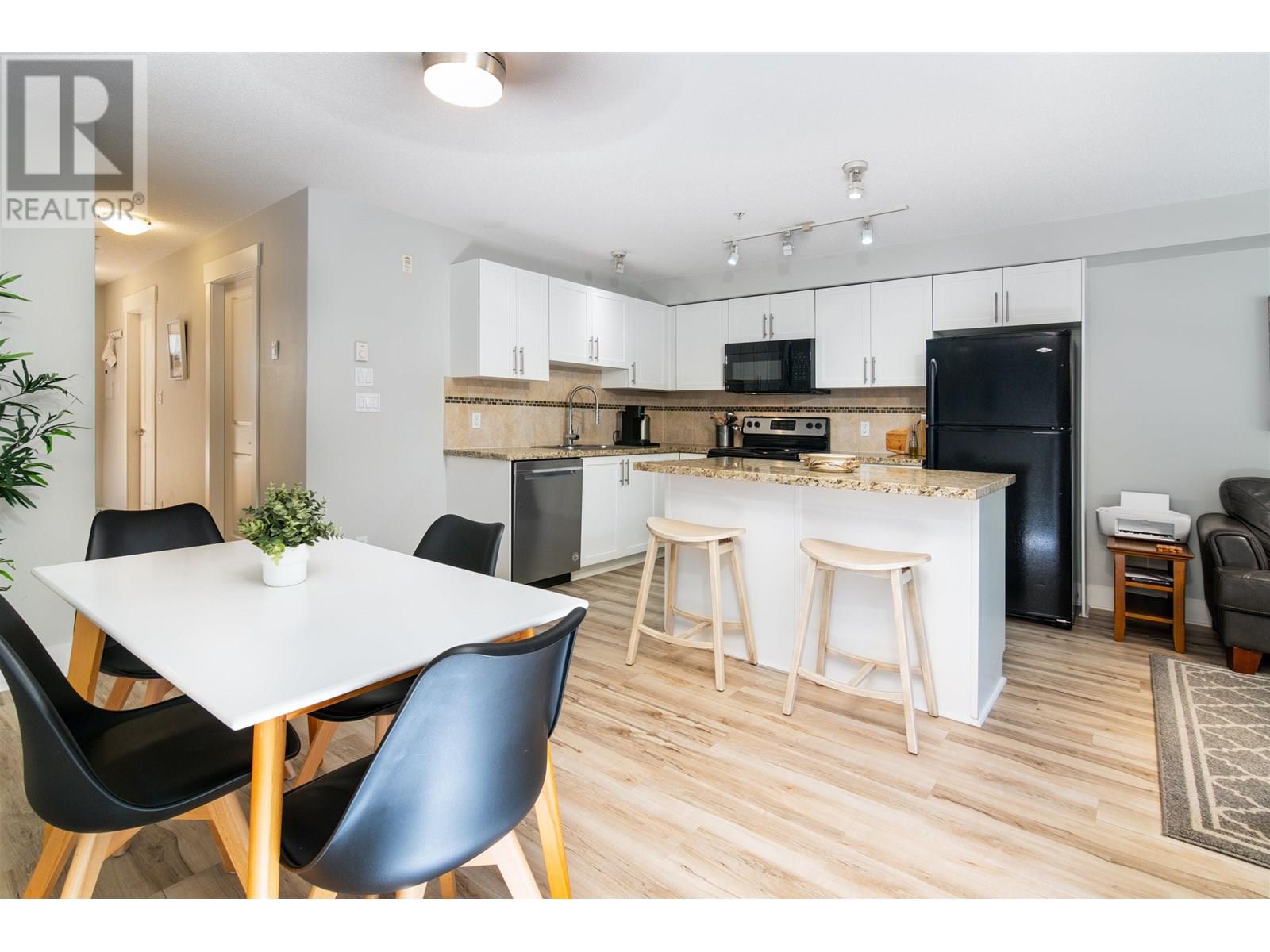 104 1174 WINGTIP PLACE, Squamish real estate listing R3014750