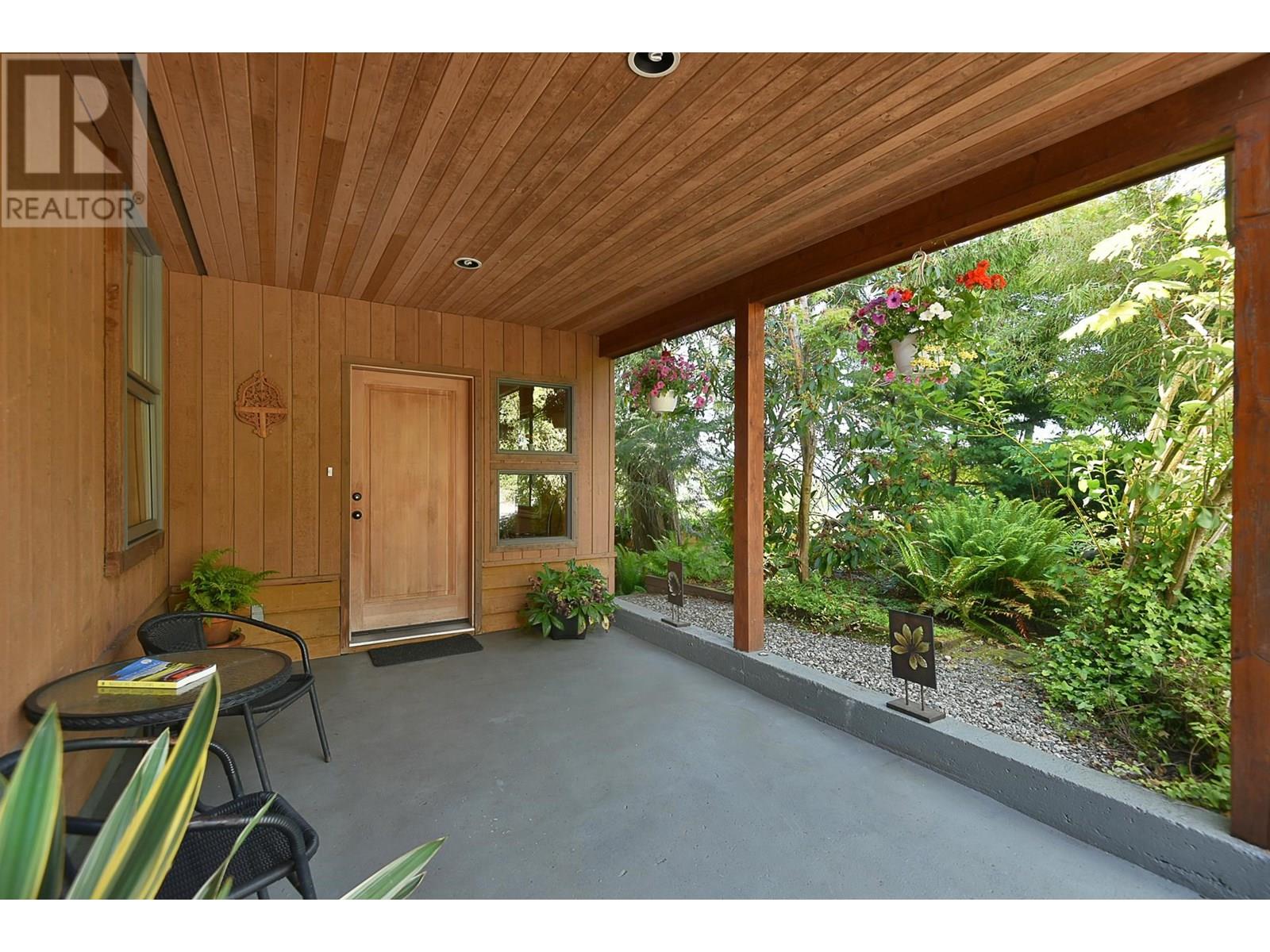 5345 SELMA PARK ROAD, Sechelt