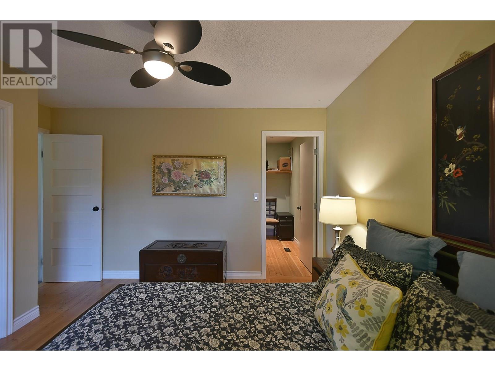 5345 SELMA PARK ROAD, Sechelt