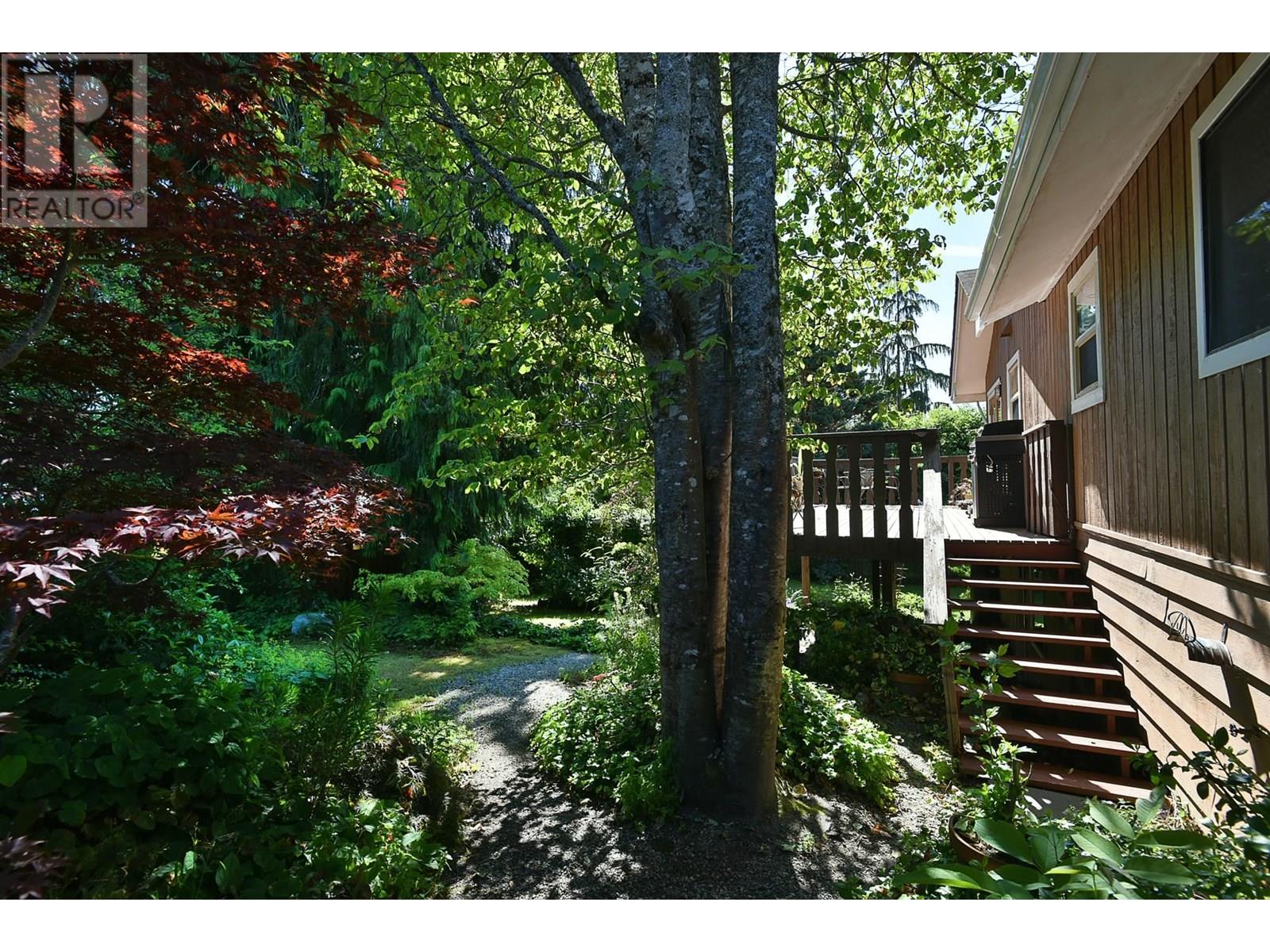 5345 SELMA PARK ROAD, Sechelt