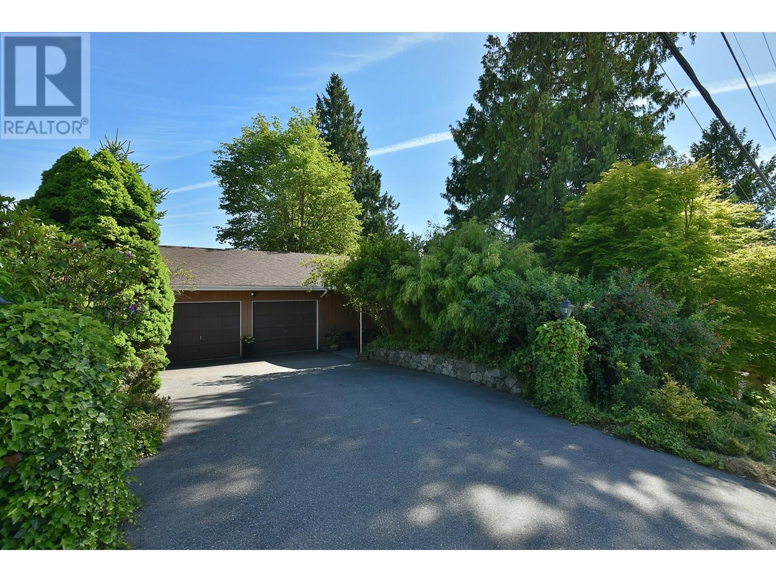 5345 SELMA PARK ROAD, Sechelt