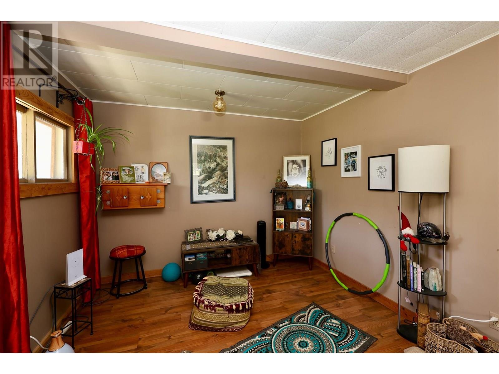 3361 & 3365 95 HIGHWAY - 64