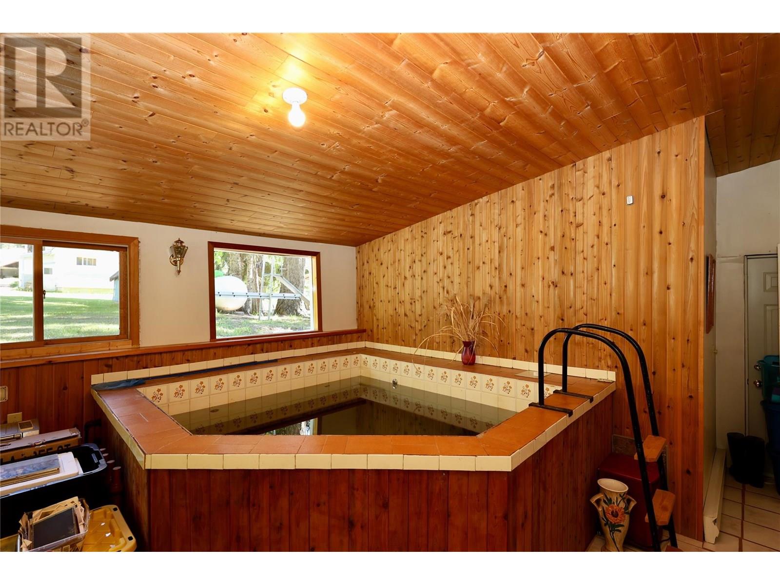 3361 & 3365 95 HIGHWAY - 47