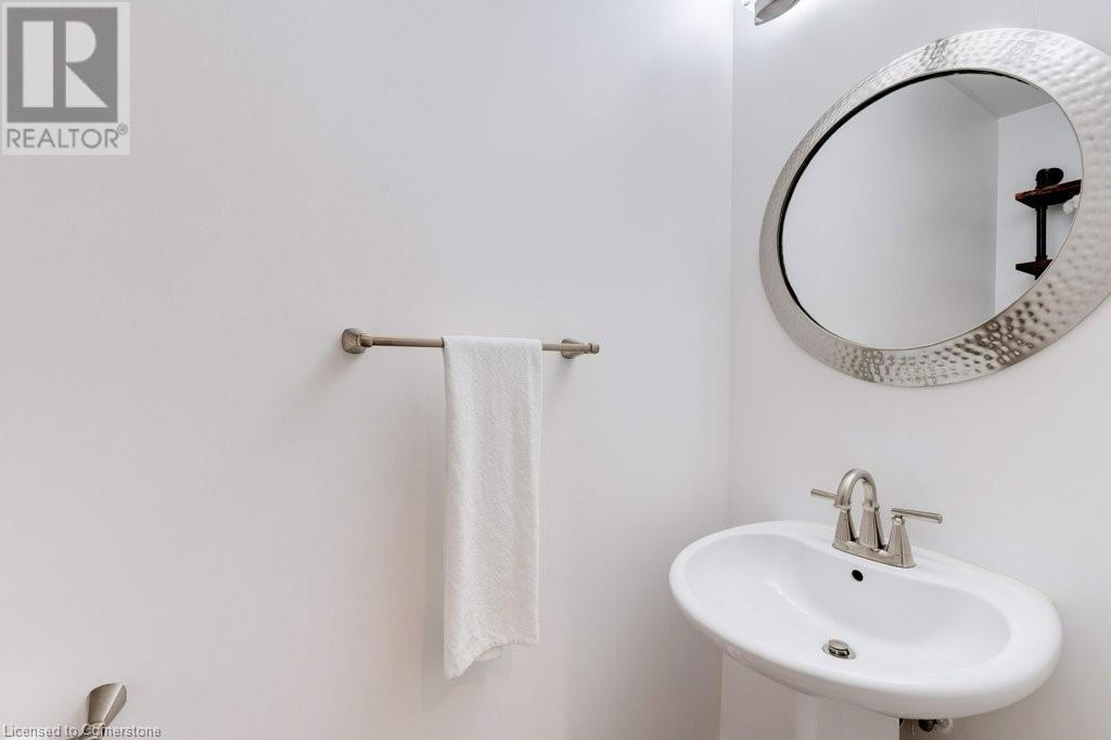 Photo 17 of 5090 Fairview Street Unit 40, Burlington ON