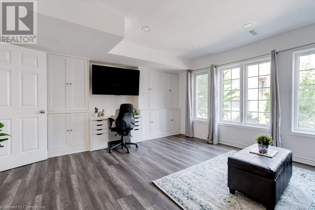 Photo 10 of 5090 Fairview Street Unit 40, Burlington ON