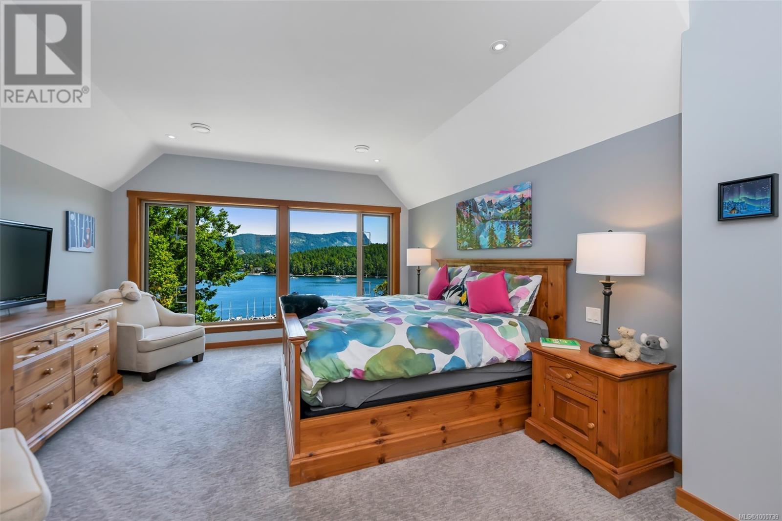 Photo 3 of 6371 Genoa Bay Rd, Duncan BC