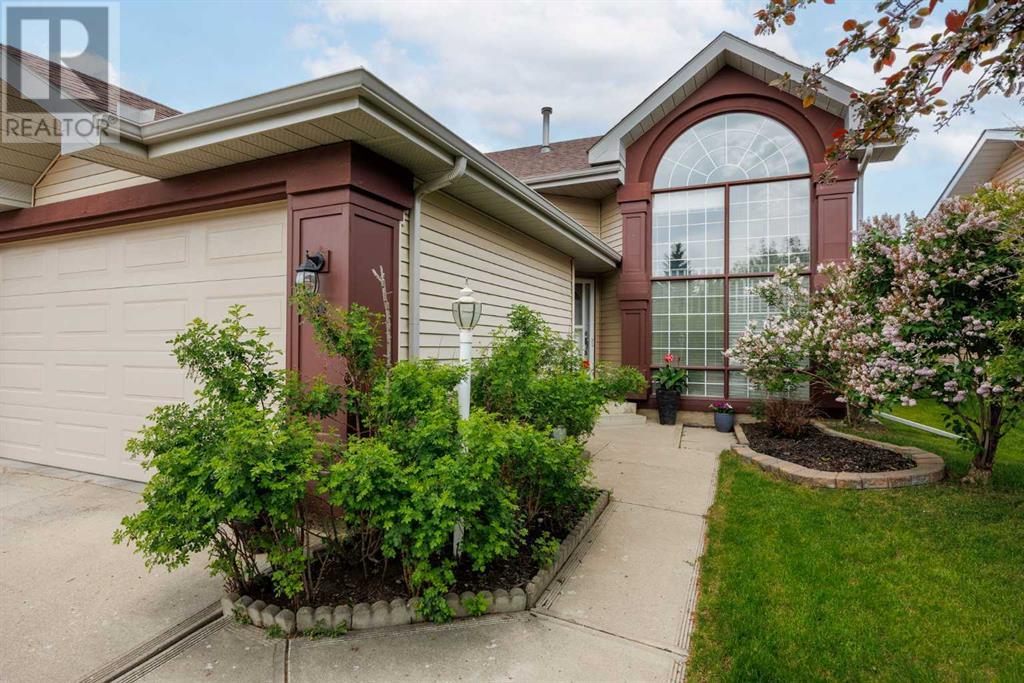 8 Citadel Drive NW, Calgary, Alberta