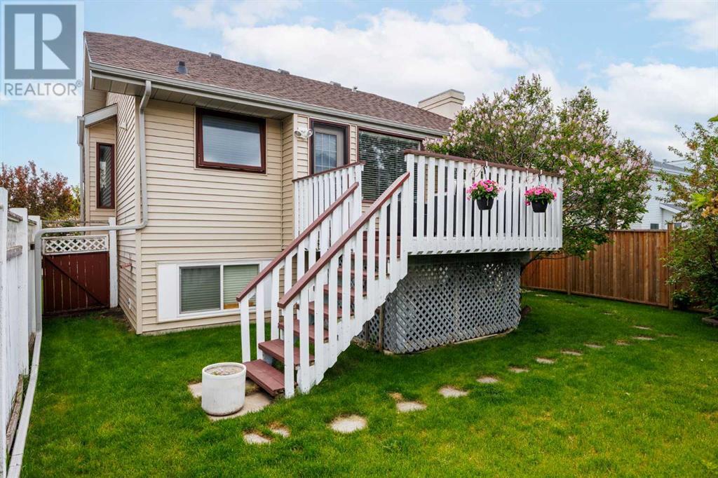 Single Family House Bi-level for Sale in  Citadel Drive NW Citadel Calgary 