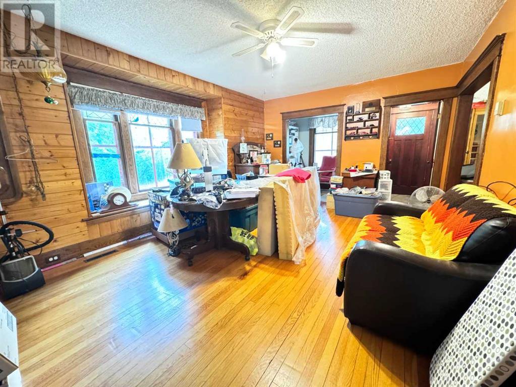 41004 Range Road 215, Rural Lacombe County