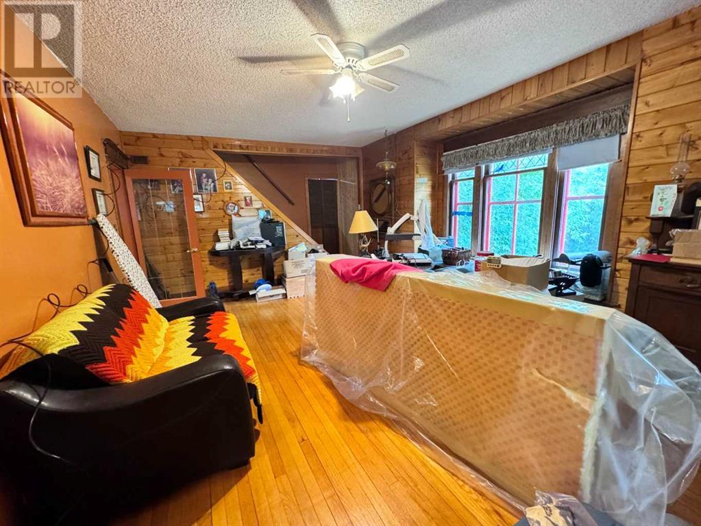 41004 Range Road 215, Rural Lacombe County