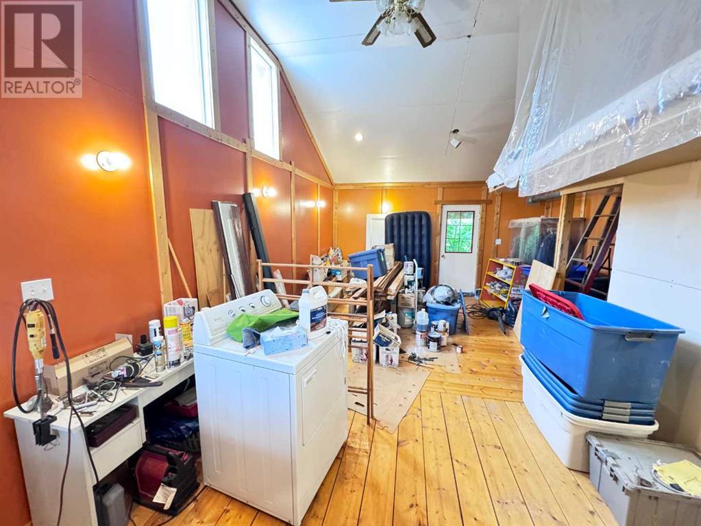 41004 Range Road 215, Rural Lacombe County