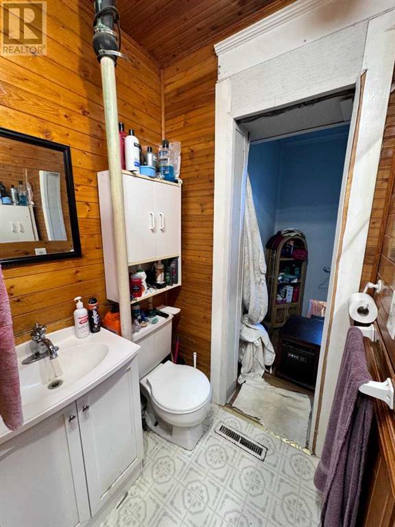 41004 Range Road 215, Rural Lacombe County