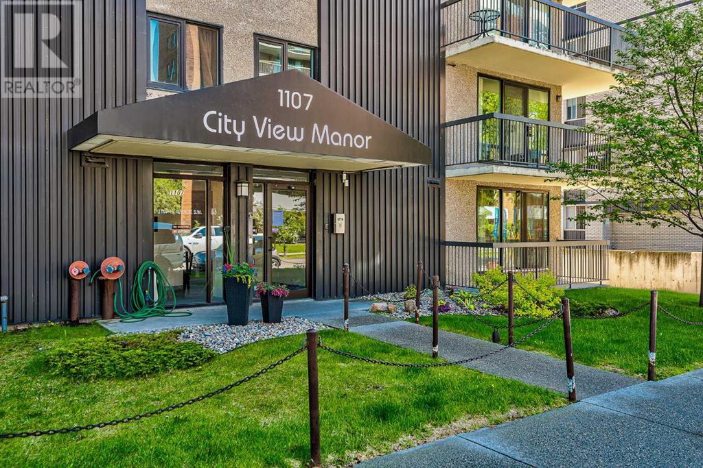 Single Family House for Sale in    Avenue SW Beltline Calgary 