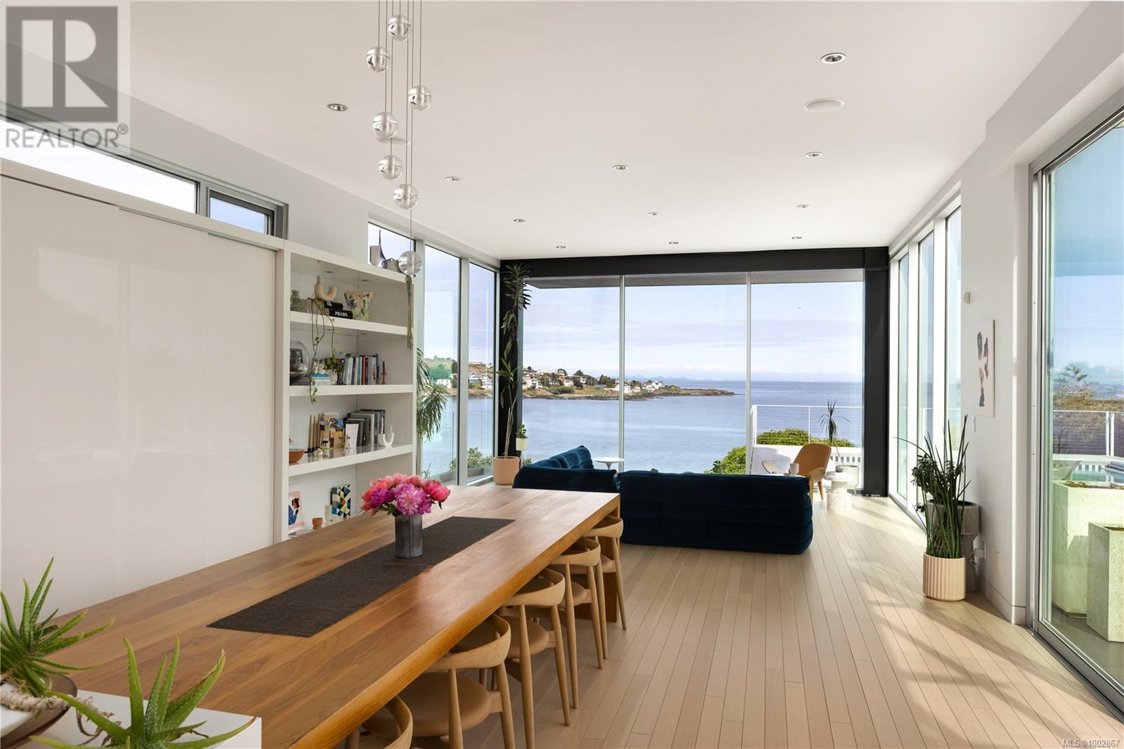  295 King George Terrace, Oak Bay