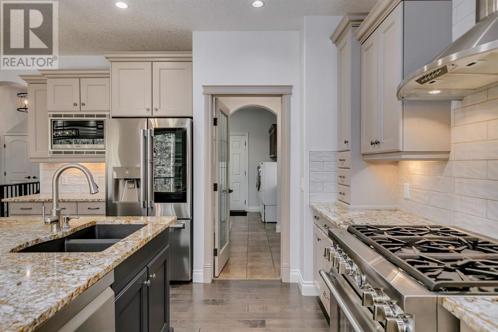 Single Family House for Sale in  Wentwillow Lane SW West Springs Calgary 