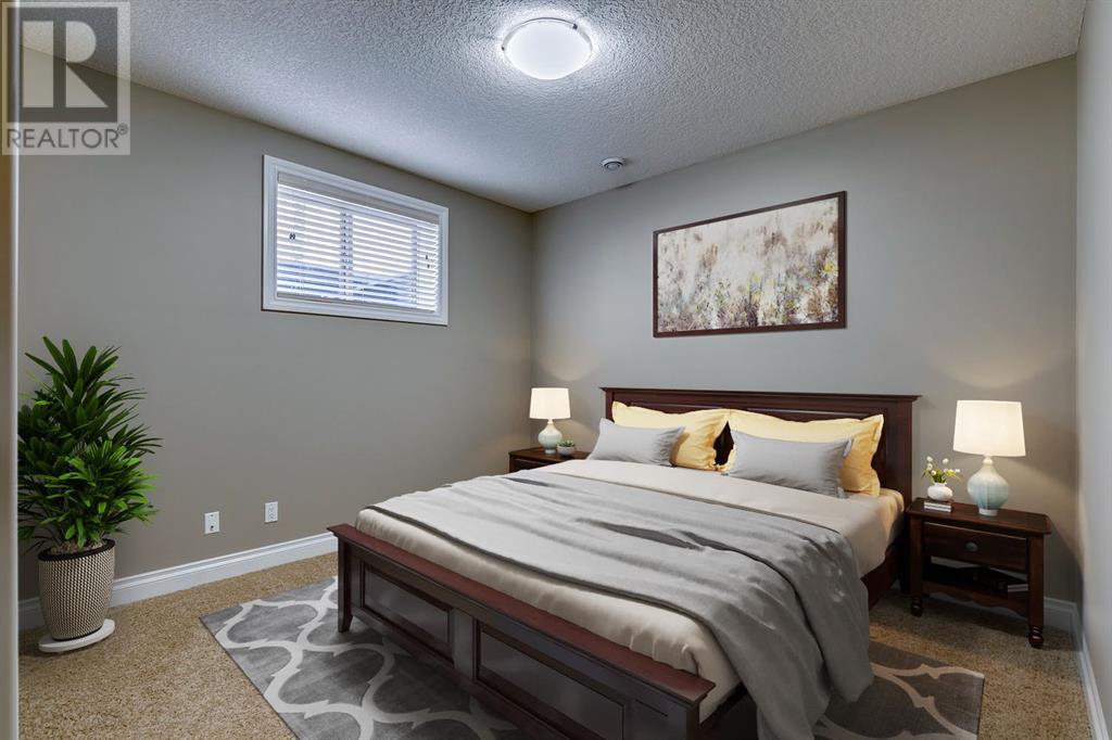 Single Family House for Sale in  Wentwillow Lane SW West Springs Calgary 