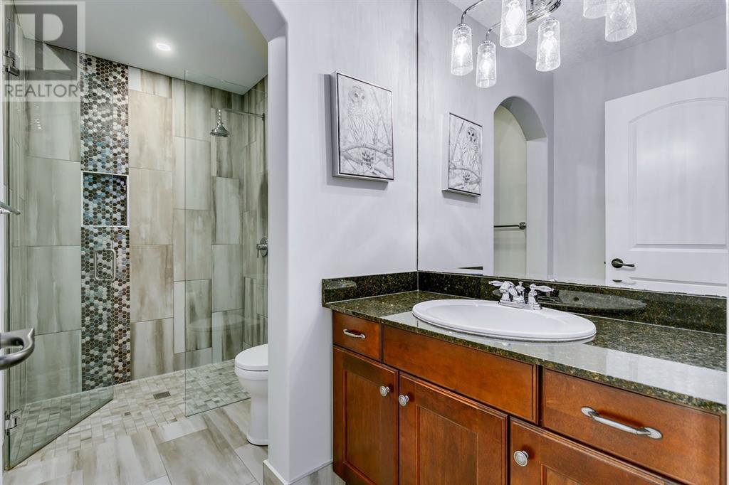 Single Family House for Sale in  Wentwillow Lane SW West Springs Calgary 