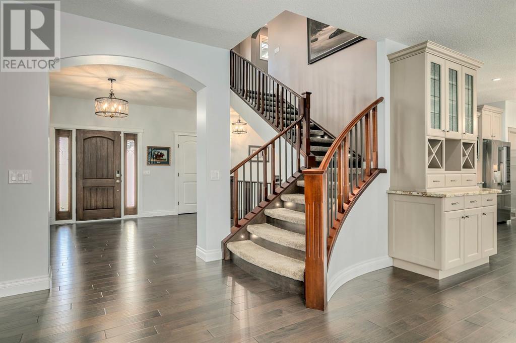 Single Family House for Sale in  Wentwillow Lane SW West Springs Calgary 