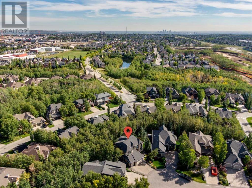 Single Family House for Sale in  Wentwillow Lane SW West Springs Calgary 