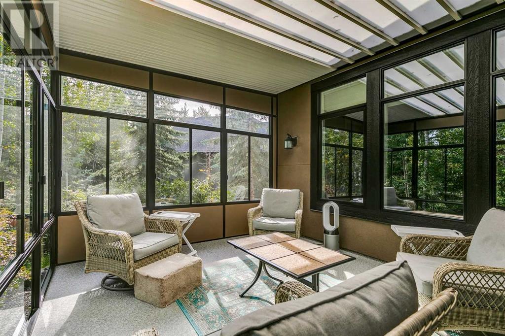 Single Family House for Sale in  Wentwillow Lane SW West Springs Calgary 