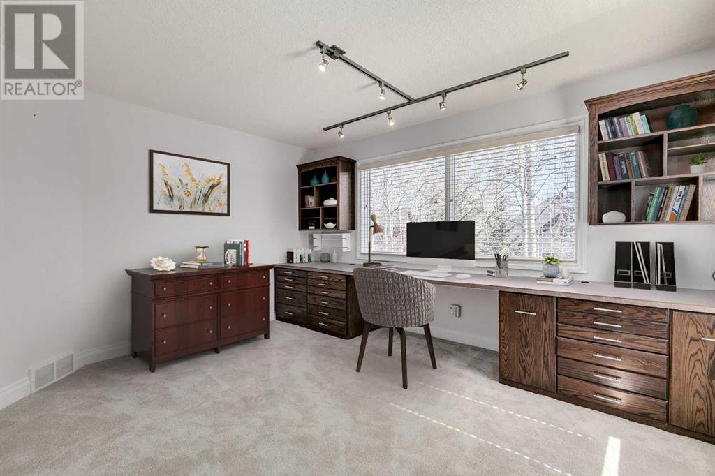 Single Family House for Sale in  Wentwillow Lane SW West Springs Calgary 