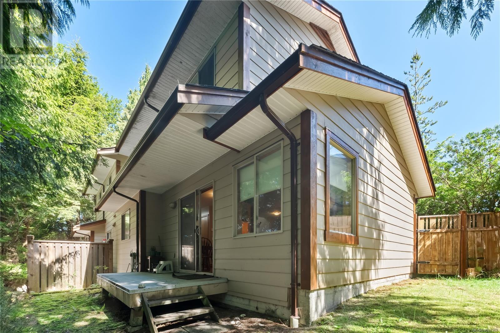 7 1626 Holly Cres, Ucluelet