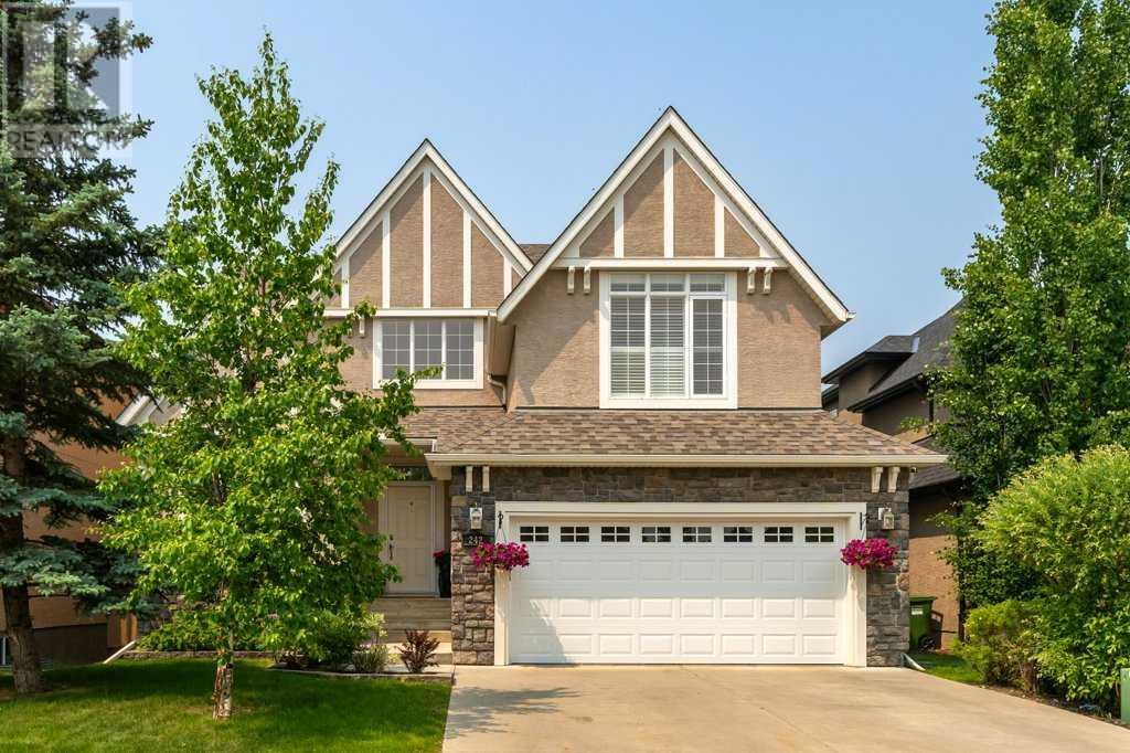 242 Discovery Ridge Bay SW, Calgary, Alberta