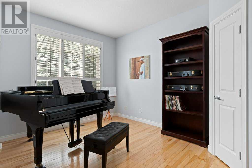 Single Family House for Sale in  Discovery Ridge Bay SW Discovery Ridge Calgary 