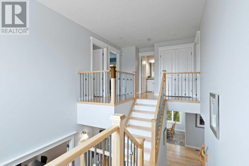Single Family House for Sale in  Discovery Ridge Bay SW Discovery Ridge Calgary 