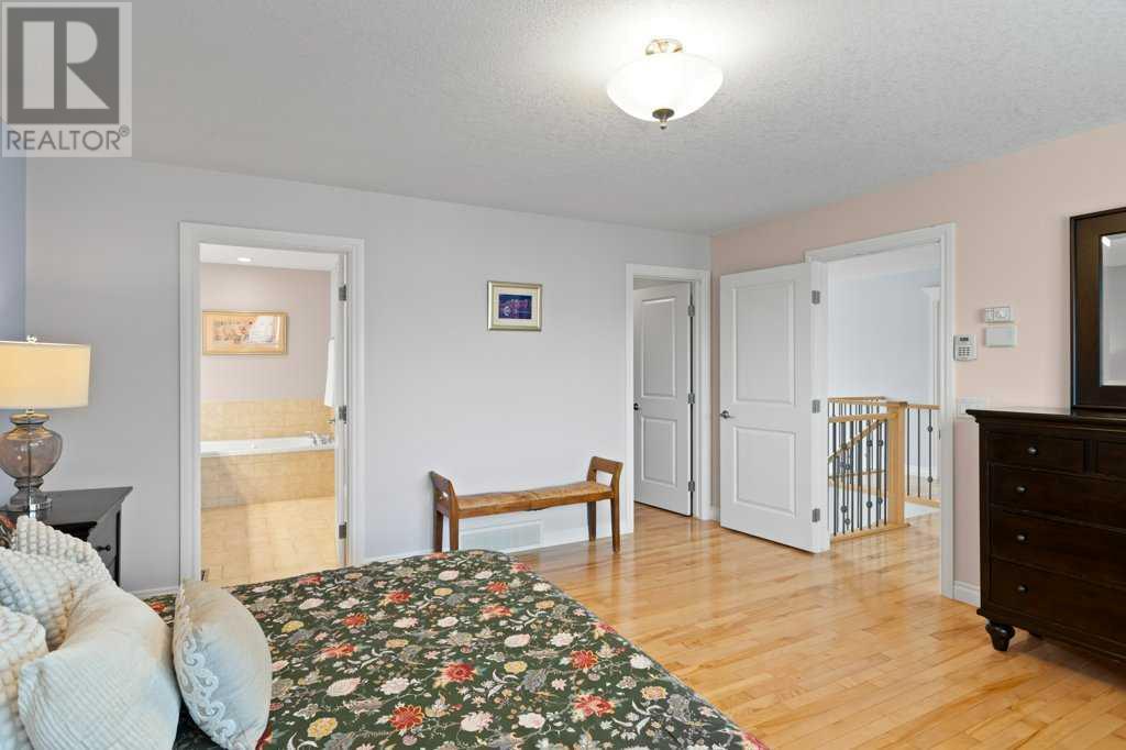 Single Family House for Sale in  Discovery Ridge Bay SW Discovery Ridge Calgary 