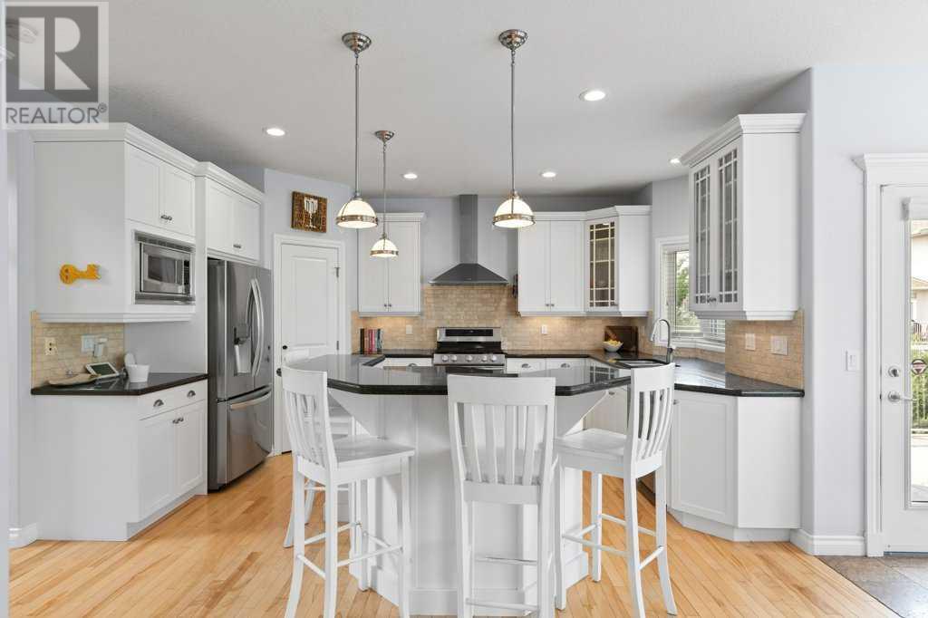 Single Family House for Sale in  Discovery Ridge Bay SW Discovery Ridge Calgary 