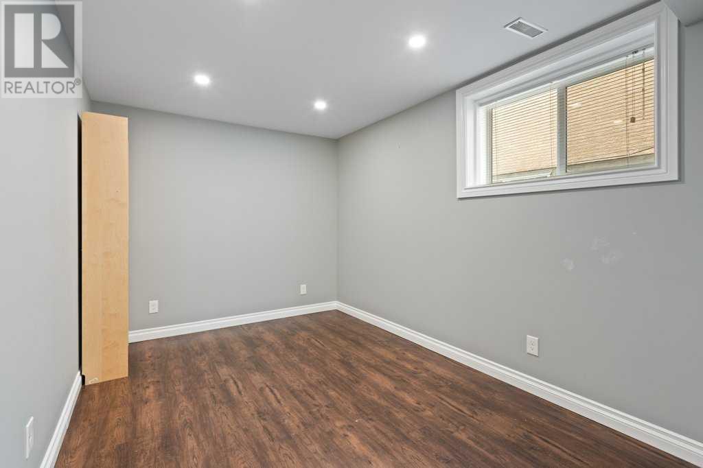 Single Family House for Sale in  Discovery Ridge Bay SW Discovery Ridge Calgary 