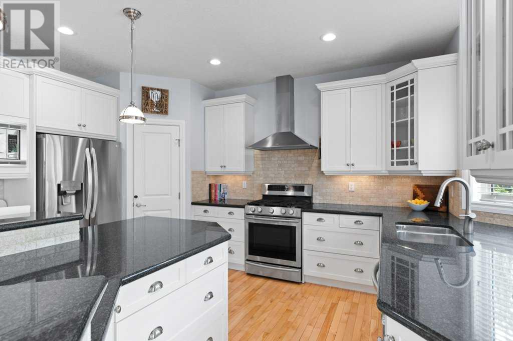 Single Family House for Sale in  Discovery Ridge Bay SW Discovery Ridge Calgary 