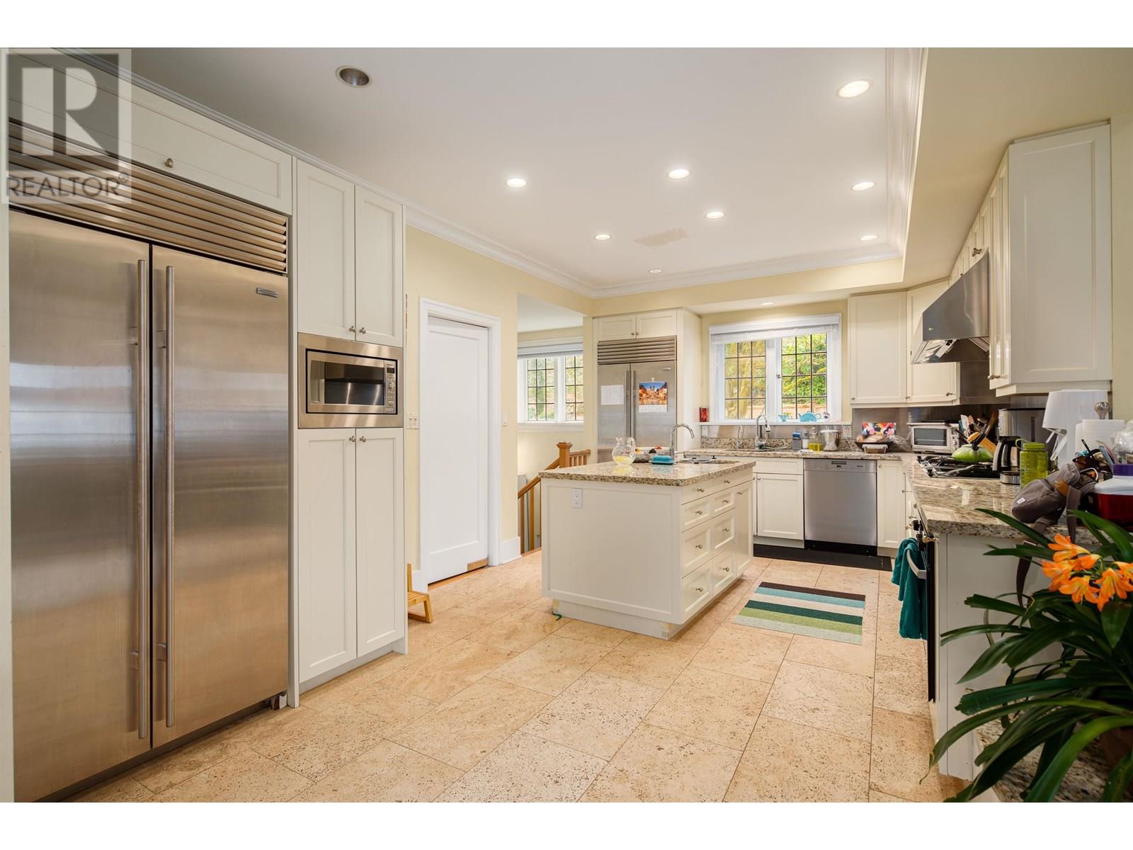 Photo 14 of 1678 Somerset Crescent, Vancouver BC