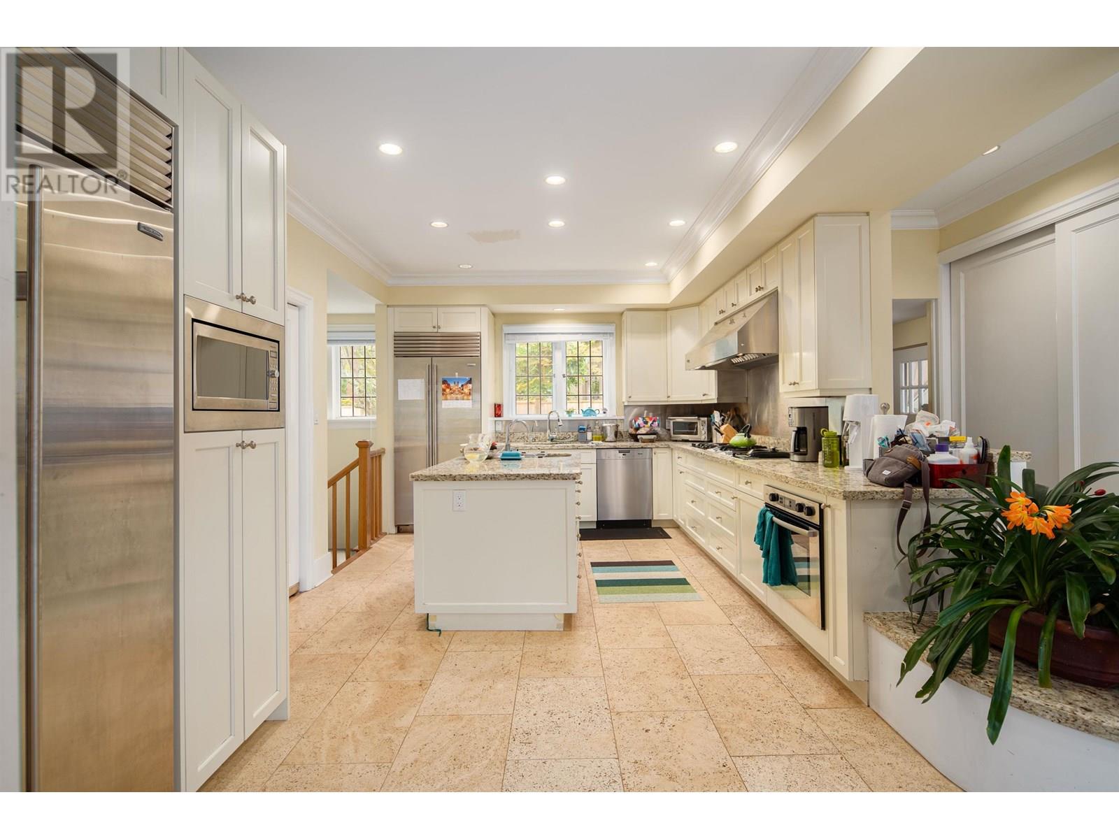 Photo 15 of 1678 Somerset Crescent, Vancouver BC